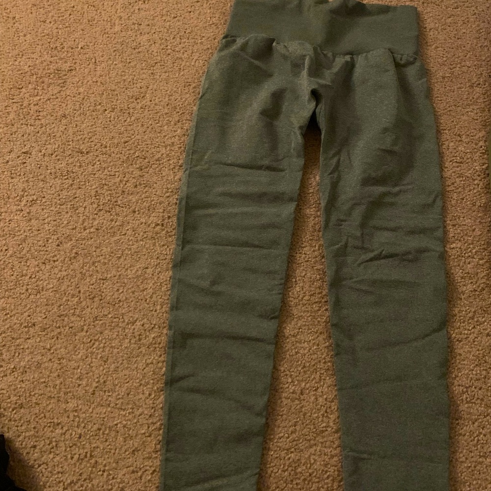 NVGTN leggings
